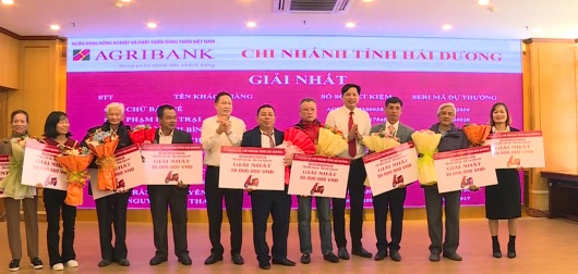Agribank Chi nhánh tỉnh Hải Dương trao thưởng Chương trình Tiết kiệm